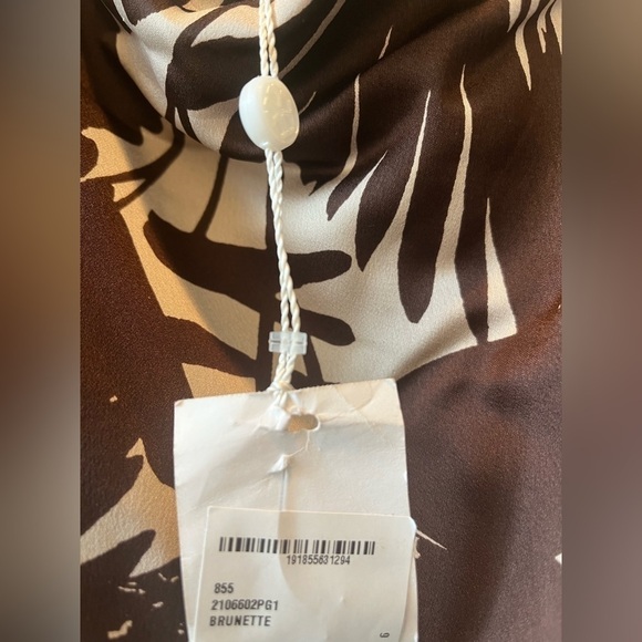 NWT Trina Turk Lambent Printed Jersey Jumpsuit size 6 - Picture 4 of 13